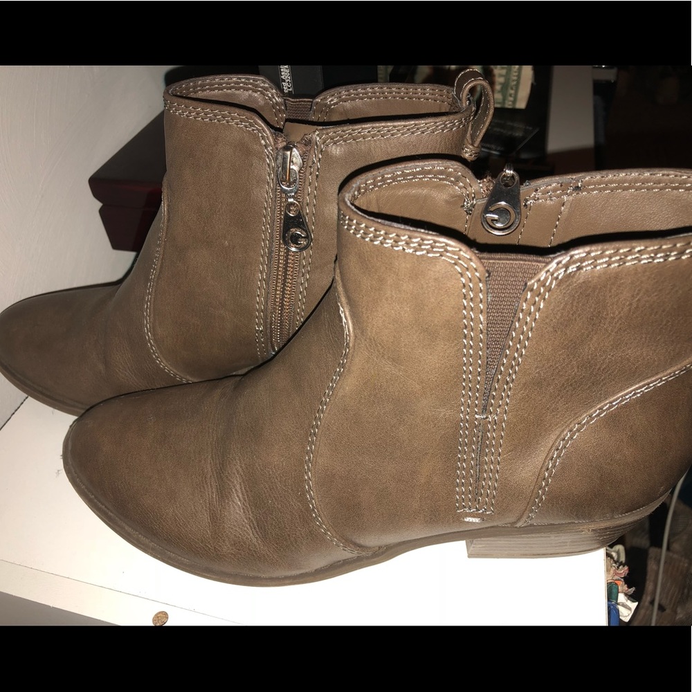 Grey booties